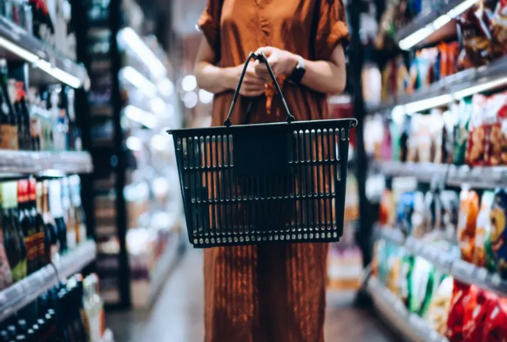 Explain buyer behavior trends in commercial real estate